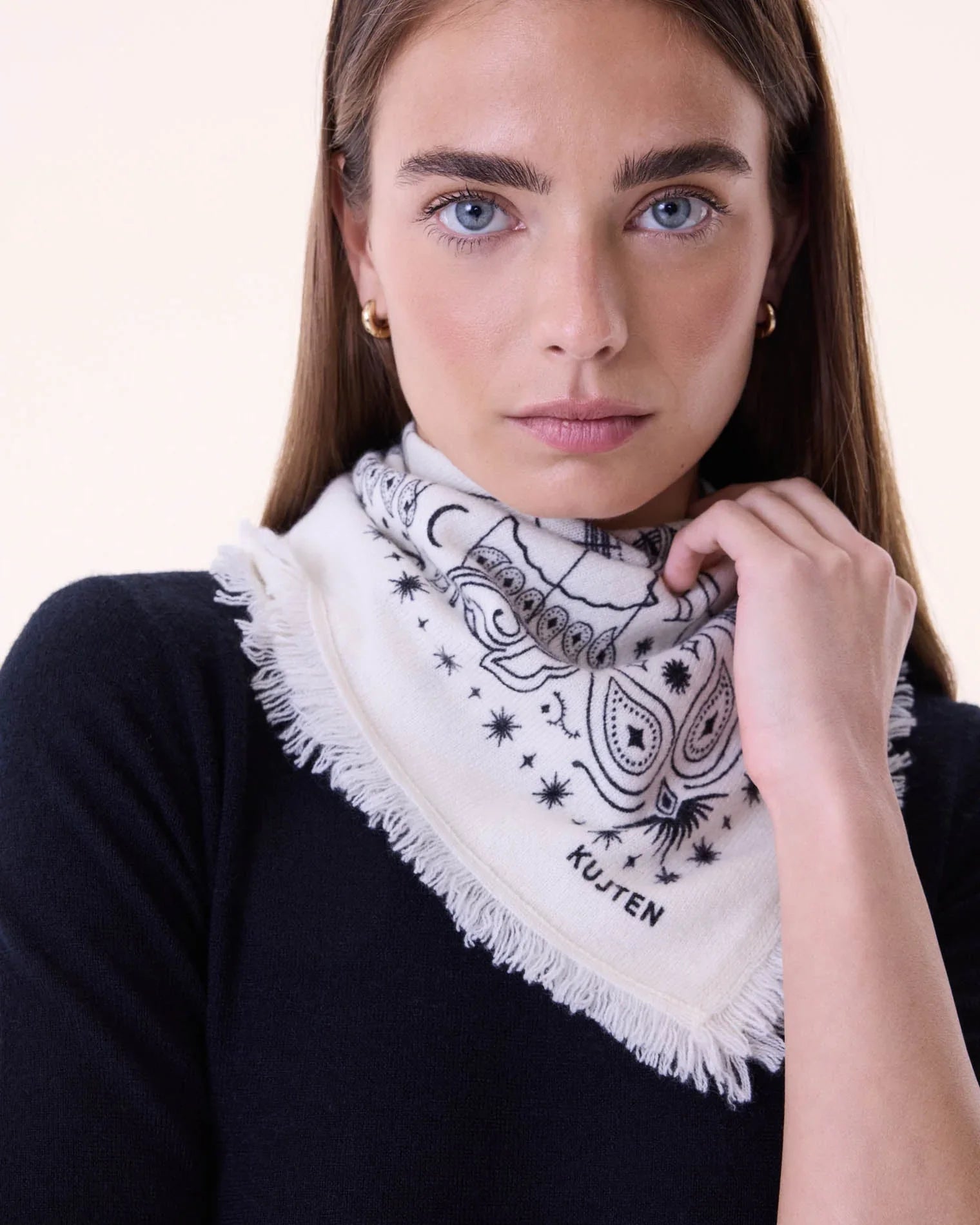 KUJTEN Small Bandana Hachi Astro White - Bandana