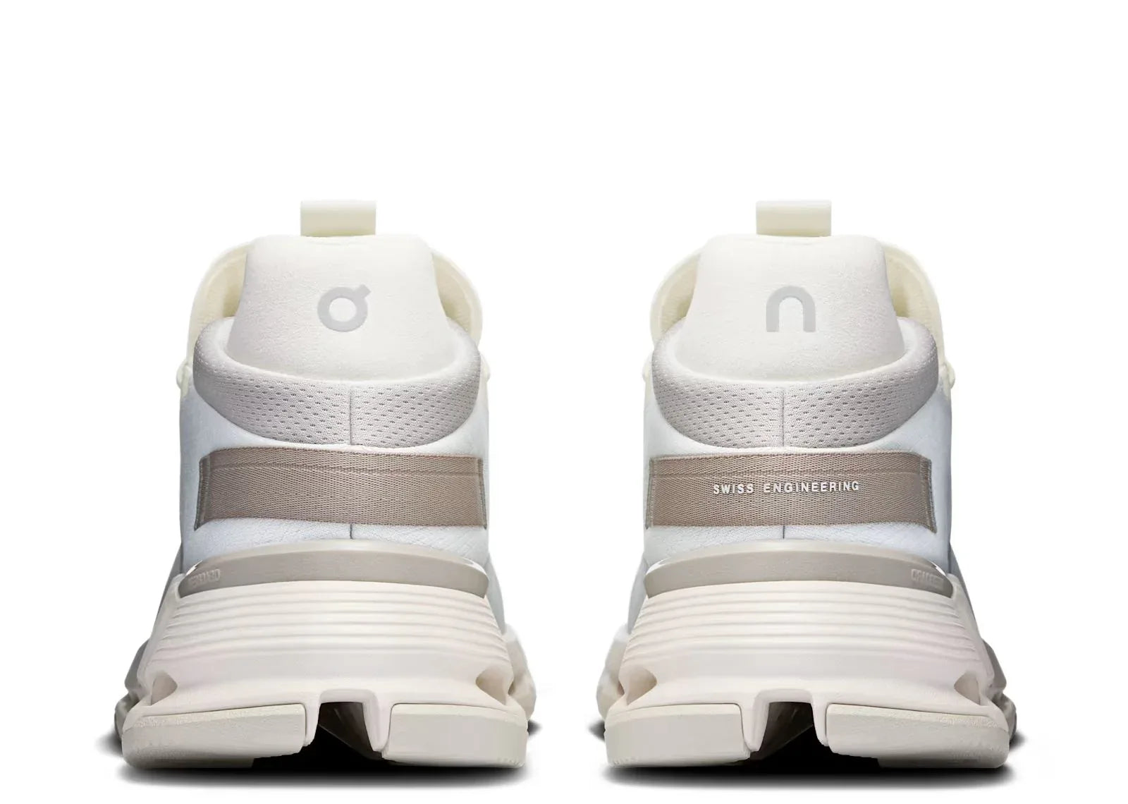 On Running Cloudnova 2 Ice Sand