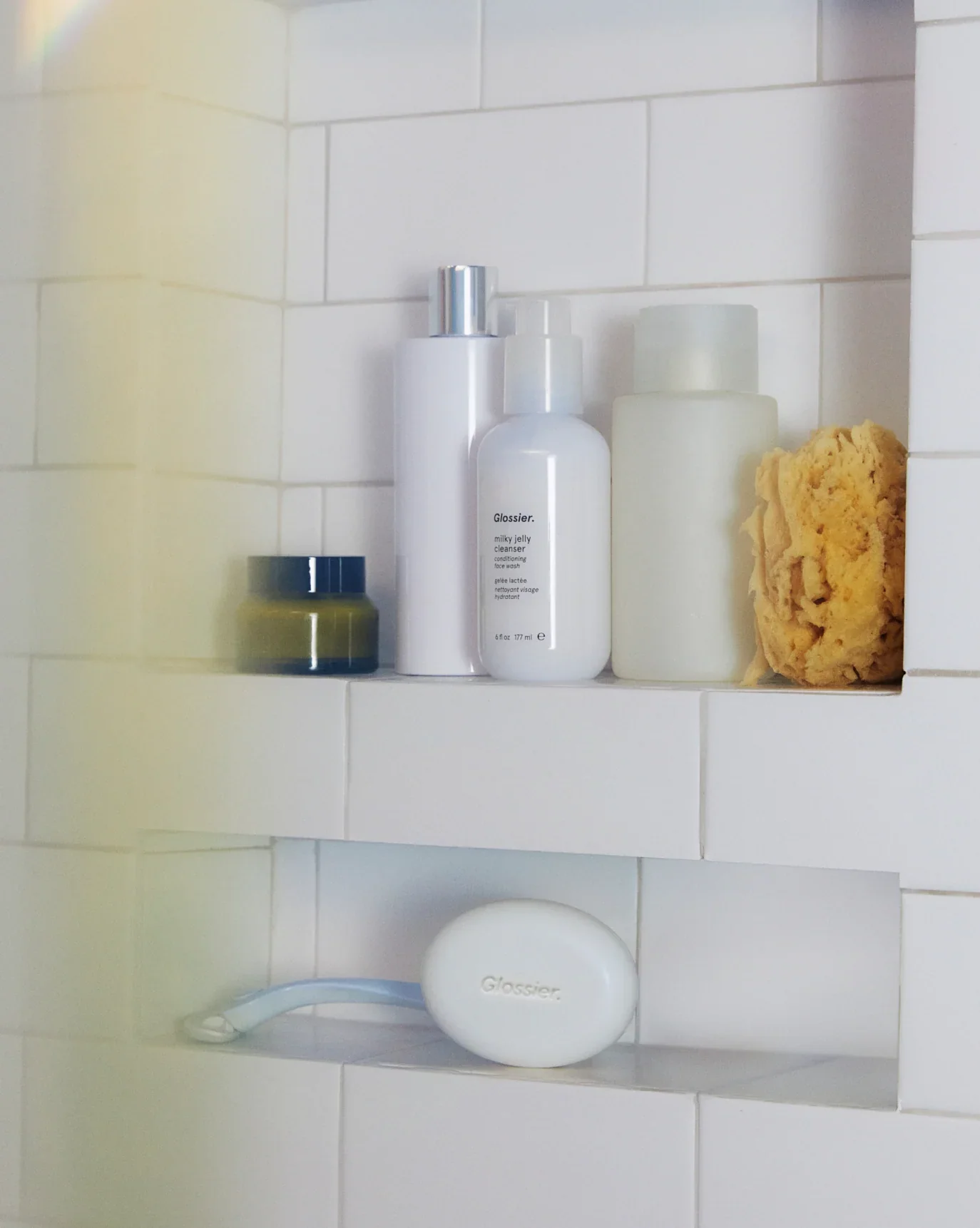 Glossier Milky Jelly Cleansing Bar - Temizleyici Bar