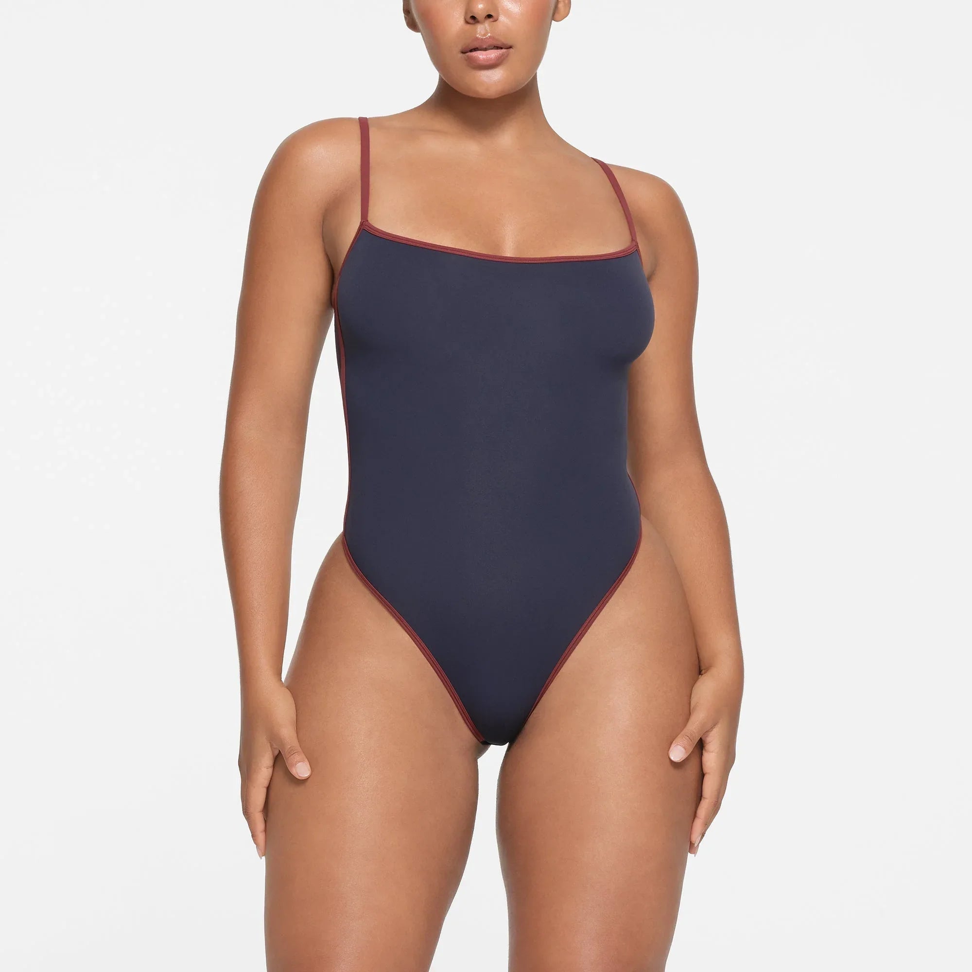 SKIMS FITS EVERYBODY CONTRAST TRIM SCOOP NECK BODYSUIT | NAVY - BODYSUIT