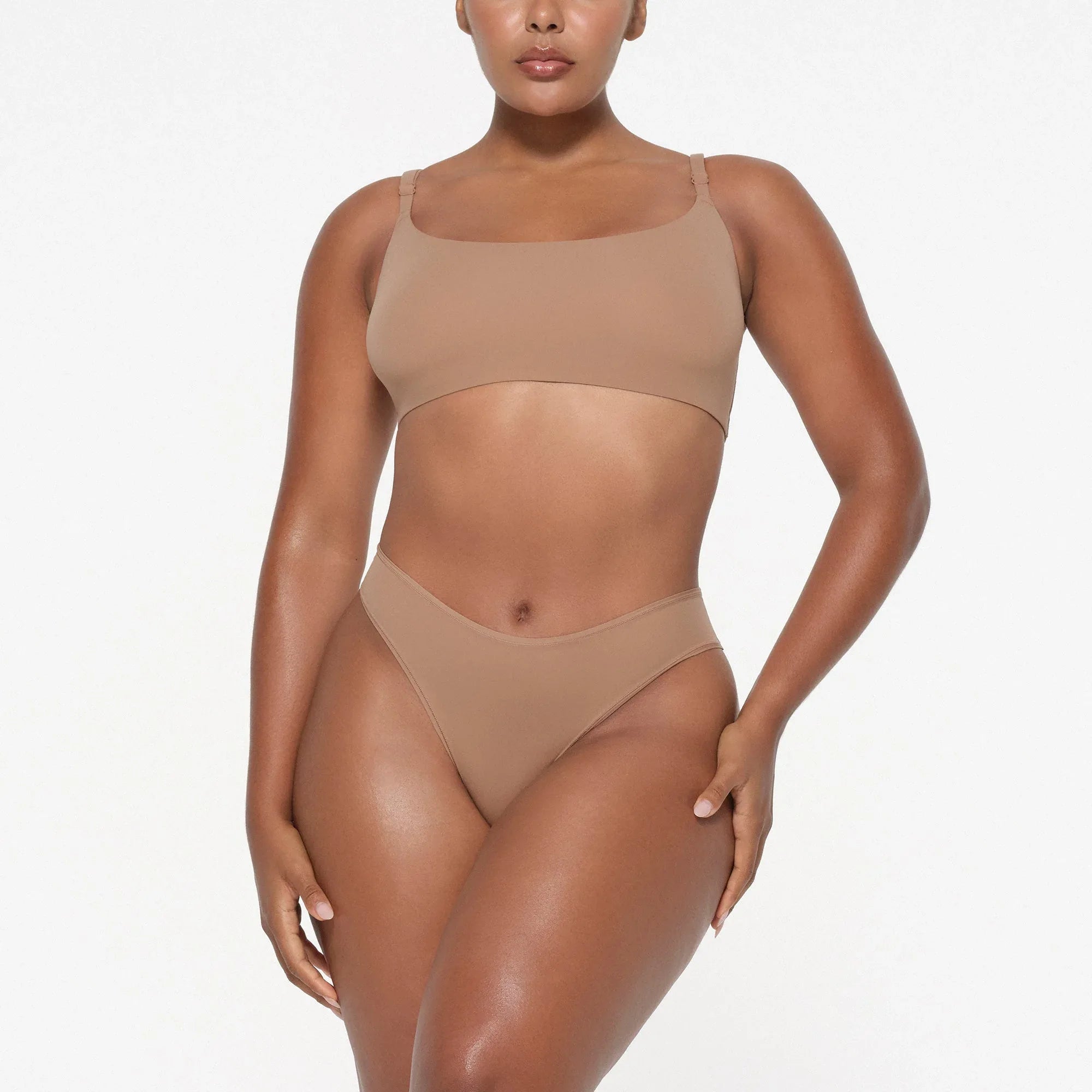 SKIMS FITS EVERYBODY BACK SMOOTHING SCOOP BRALETTE | SIENNA - SÜTYEN