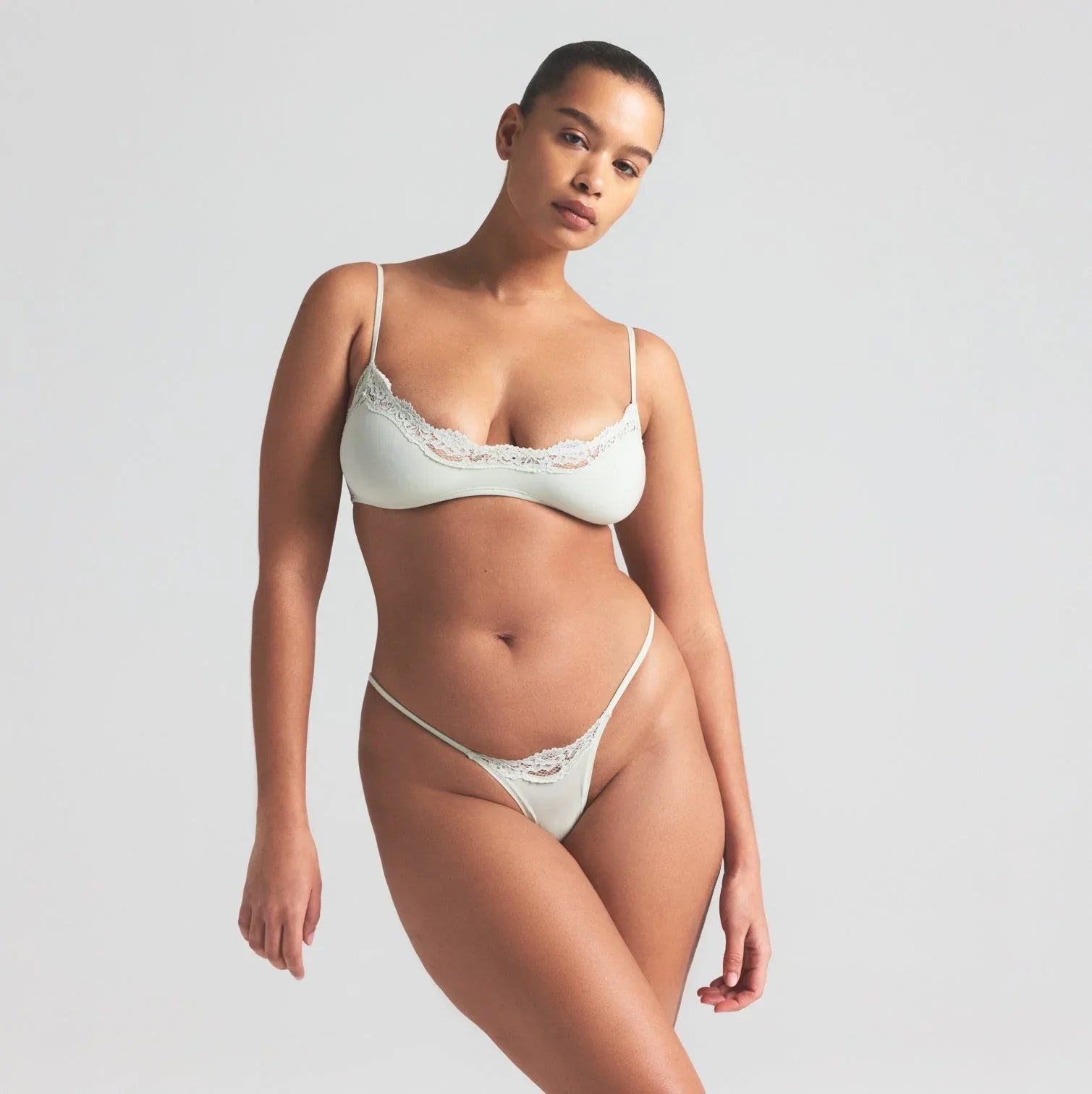 SKIMS FITS EVERYBODY LACE SCOOP BRALETTE | SPEARMINT - SÜTYEN