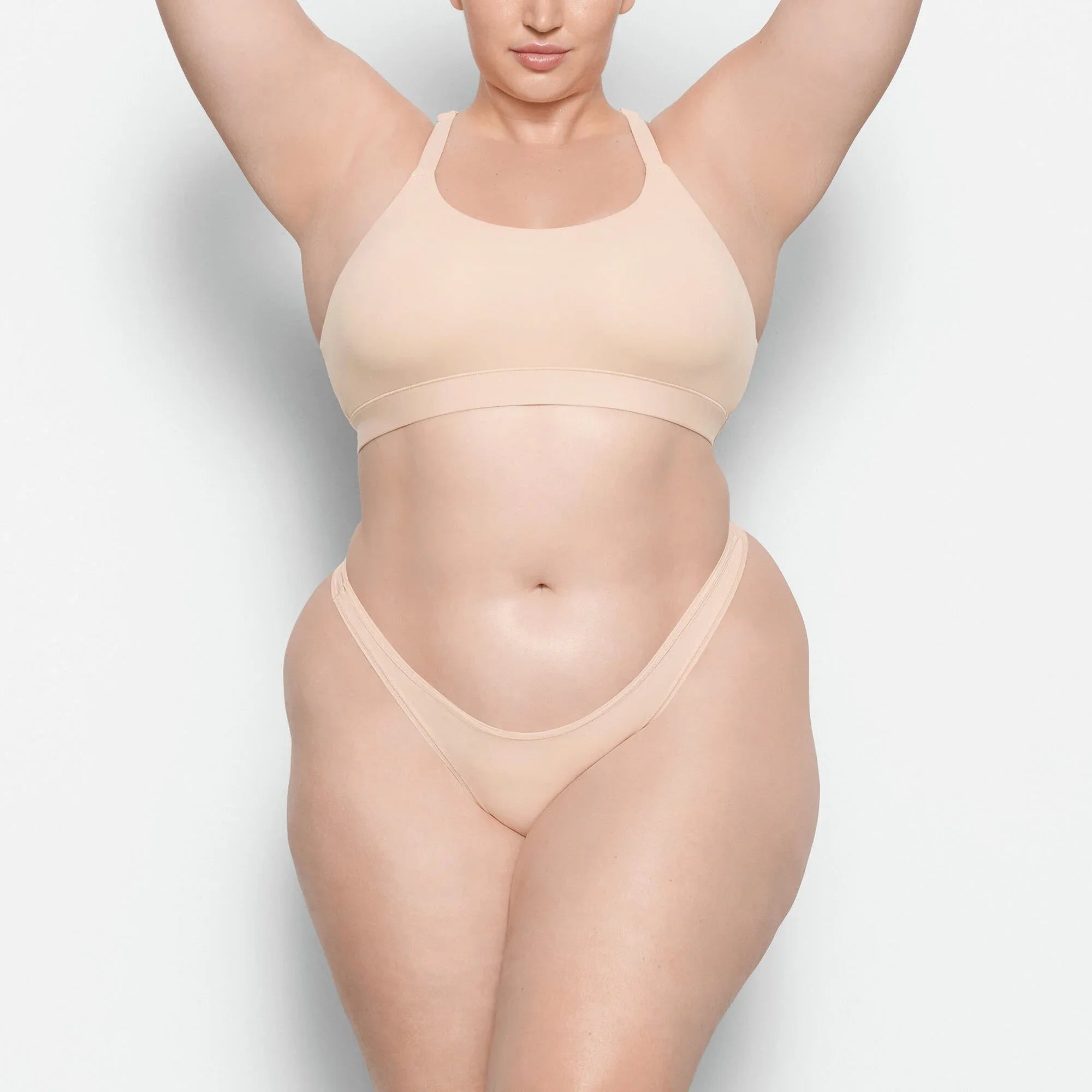 SKIMS FITS EVERYBODY RACERBACK SCOOP BRALETTE | MICA - SÜTYEN