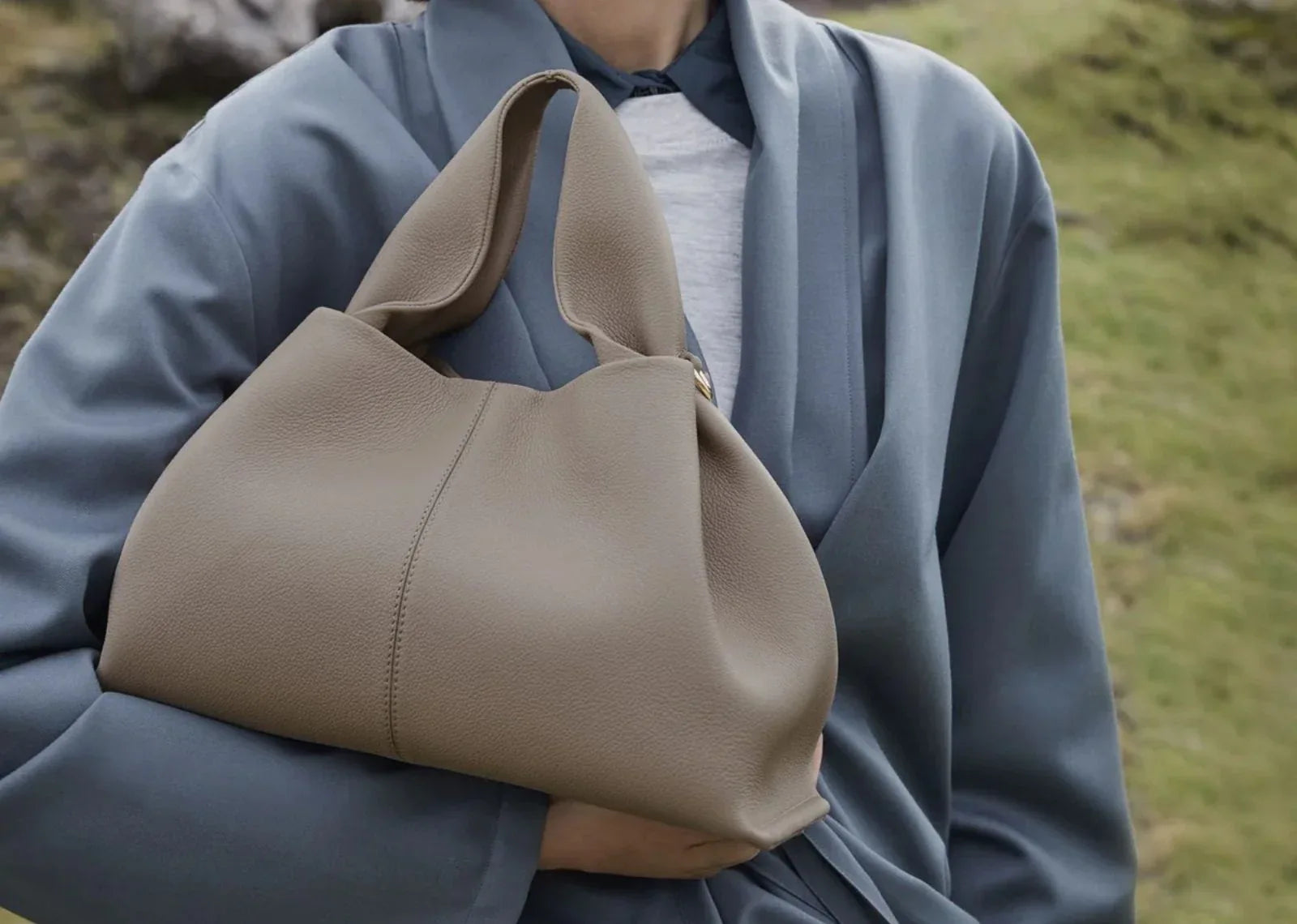 Polène Numéro Neuf Edition Textured Taupe